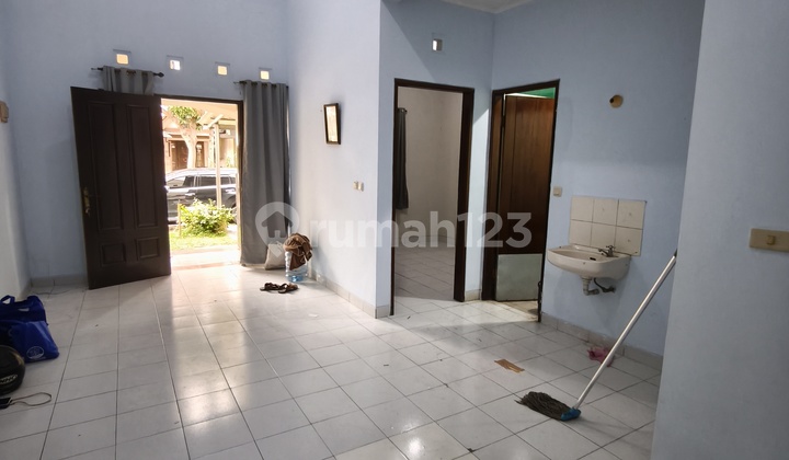 Ready-to-Occupy 1-Story House in Sutera Kirana