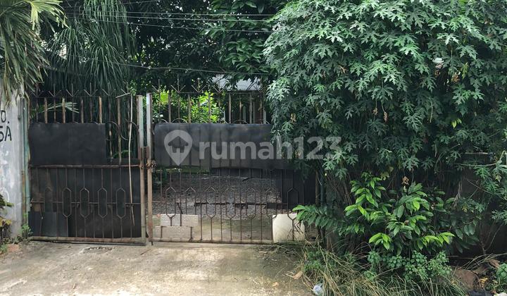 Affordable House in Cipayung with a Strategic Location by the Main Road
