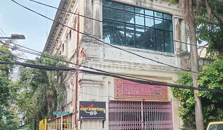 Rumah Pasar Baru Di Pusat Kota Strategis Untuk Usaha Rumah Pasar Baru Di Pusat Kota Strategis Untuk Usaha