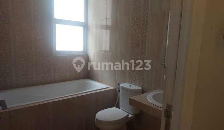 Rumah Modern Metland Cakung 2Lt SHM