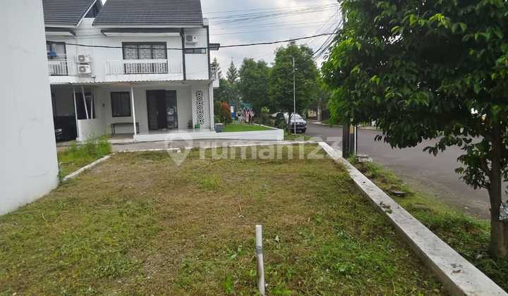 For Sale: Spacious House in Strategic Location in Antapani Bandung, Hook Position 2