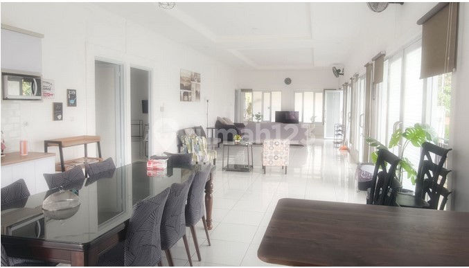 Jual Villa Luas Harga Murah di Punclut Ciumbuleuit Dago Lembang Bandung Jual Villa Luas Harga Murah di Punclut Ciumbuleuit Dago Lembang Bandung