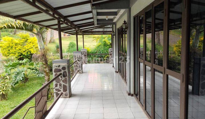 Jual Villa Luas Dan Cantik Harga Murah Di Dekat Kawasan Wisata Cisarua Lembang Bandung 2