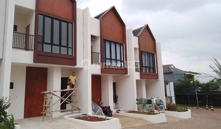 Jual Rumah 2 lantai dekat transmart ujung Berung kodya bandung 1