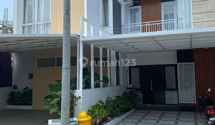 Jual Rumah Mewah Full Furnished Dekat BTC mall Pasteur Bandung 
 2