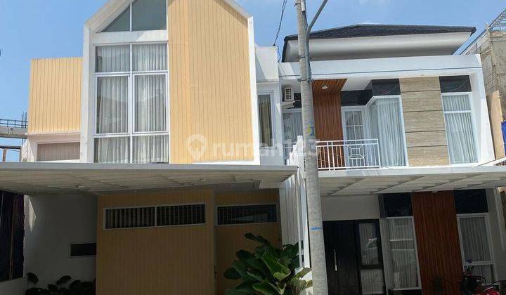 Jual Rumah Mewah Full Furnished Dekat BTC mall Pasteur Bandung 
 1