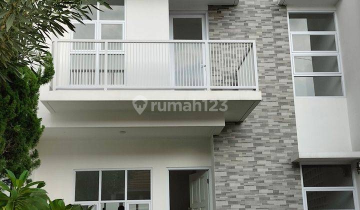 Jual Rumah Asri Lingkungan Nyaman di Arcamanik dekat Antapani kota Bandung 2