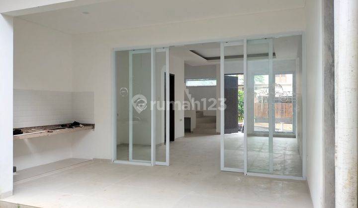 Jual Rumah Cantik dekat Polban Ciwaruga, pertengahan Sariwangi dan Gegerkalong Setiabudi Bandung
 2