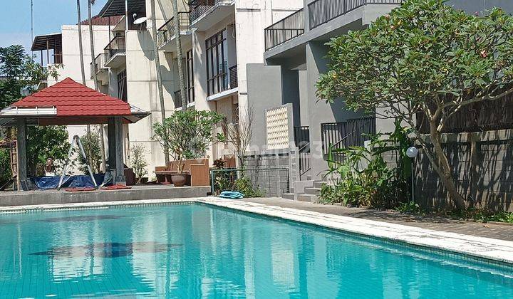 Rumah Mewah Di Setraduta Pasteur Dengan Private Pool Harga Menarik
di Jual 1