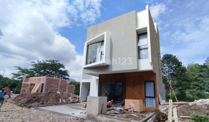 Jual Rumah Dago Lokasi Super Strategis Dengan Rooftop Dan Kolam Renang Bonus Furniture 1