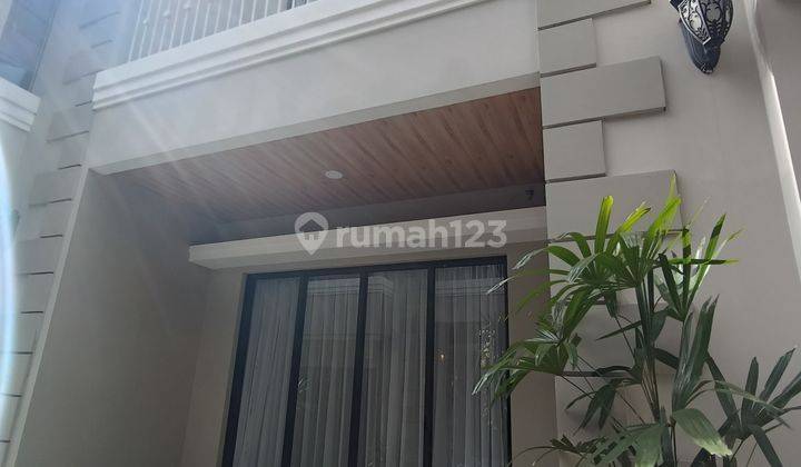 Jual Rumah Cantik Ala Eropa Di Dekat Tol Pasteur Setraduta Setrasari Bandung 2