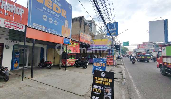 Selling 4 Active Shop Houses on Main National Road in Bandung City at Below Market Price 2