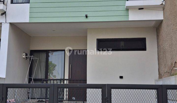 Jual Rumah Siap Huni Di Cihanjuang Dekat Sariwangi Dan Pemkot Cimahi
 1