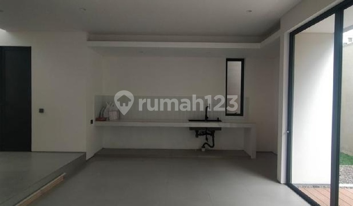 Rumah Baru Dan Cantik Perpaduan Industrial Desain Dan Tropical Modern Di Riung Sayap Margahayu Raya Metro Bandung Dijual 2