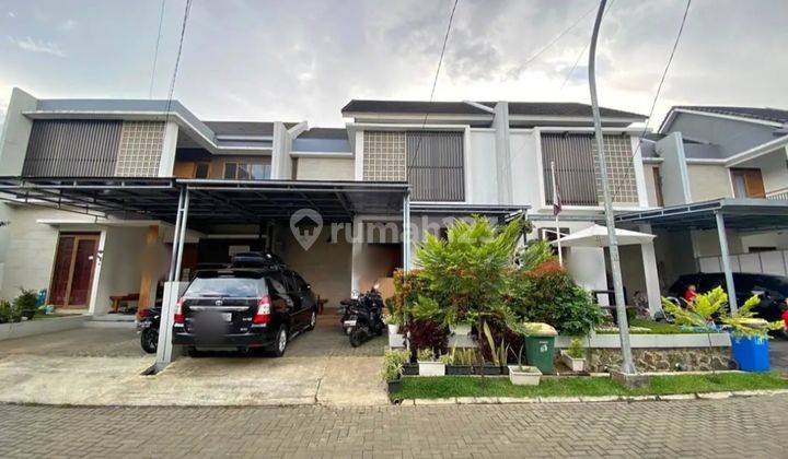 Jual Rumah 2.5 Lantai Plus Rooftop Lingkungan Nyaman Di Ciwaruga Sarijadi Bandung Murah  1