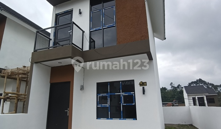 Promo!!! Selling 2-Storey House with Low Down Payment and Easy Installments Near Cimahi City 2