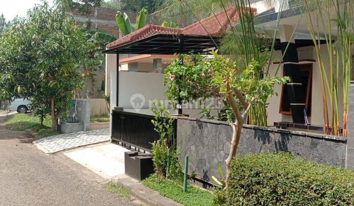 Jual Rumah Luas Dan Asri Murah Di Ciwaruga Sayap Polban Dan Gegerkalong Setiabudi Bandung
 1