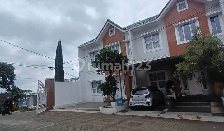 Jual Rumah Cantik Unik di Sariwangi Dekat Polban Bandung Harga Menarik