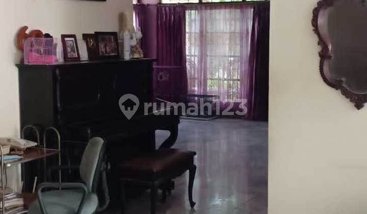 Rumah Semi Mewah di Tanah Kusir Jakarta Selatan 35