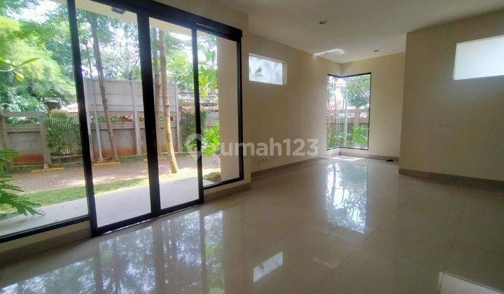 Rumah Baru, Hanya Sisa 1 Unit, Posisi Hoek, Lokasi Strategis 2