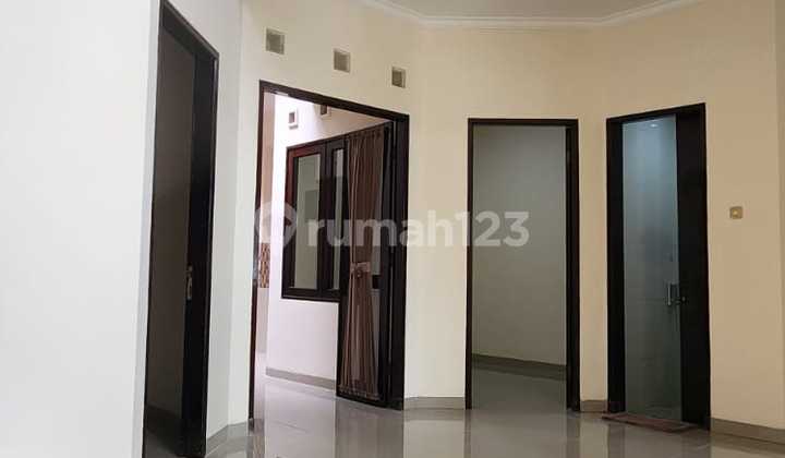 Rumah Bagus, Bebas Banjir, Lokasi Strategis di Cirendeu Jakarta Selatan 2