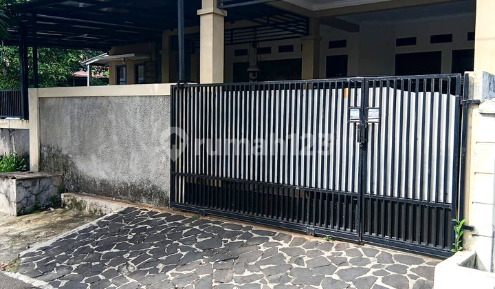 Rumah Terawat, Bebas Banjir, Lokasi Strategis di Bintaro Sektor 9