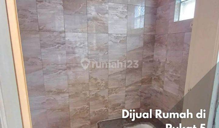 Dijual Rumah  di Jalan pukat 5- Medan 2