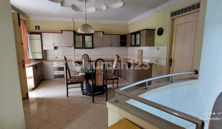 For Rent 2-Story House in Sayap Suryasumantri - North Bandung 2