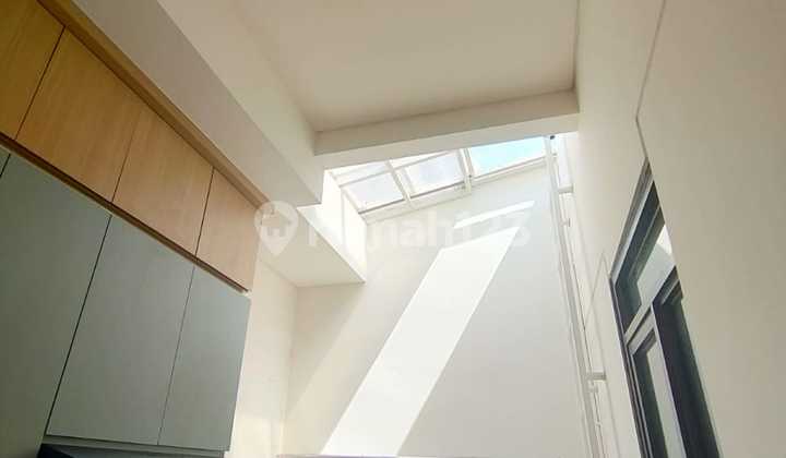 Dijual Rumah Nyaman Terawat Siap Huni di Podomoro Park 2