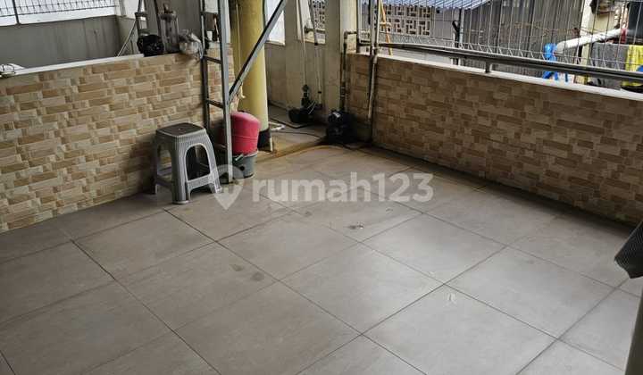 Dijual Rumah Bagus Siap Huni  2 Lantai Di Taman Holis Bandung 2
