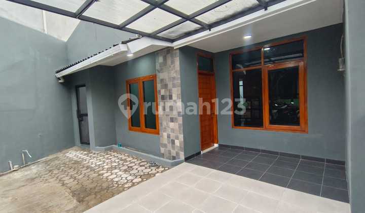 Dijual Rumah Bagus Full Renovasi Komplek Nata Endah 