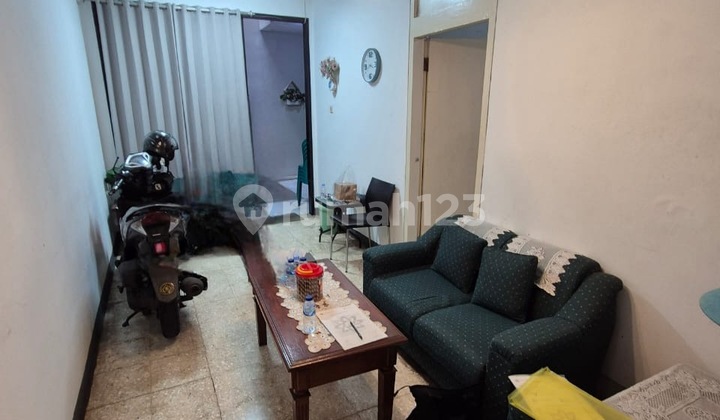 For Sale Strategic Business House in Hoek Area Buah Batu Turangga Bandung 2