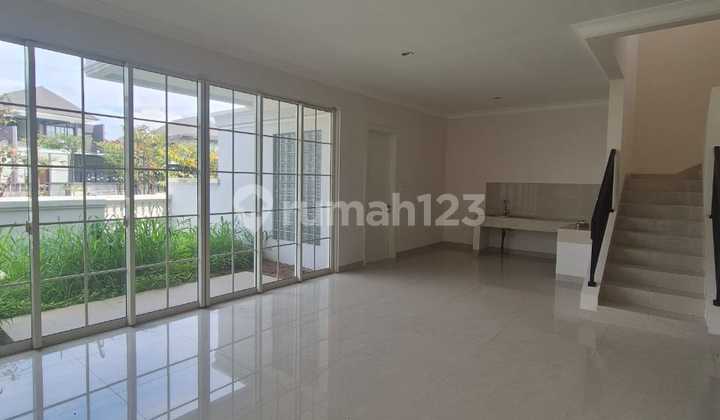 Dijual Rumah Classic Lux di Podomoro Park View Danau