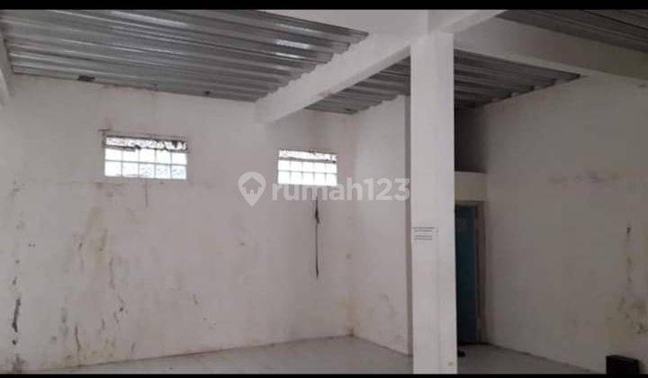 Disewakan Rumah Cocok Untuk Ditinggali gudang di Taman Kopo Indah 7