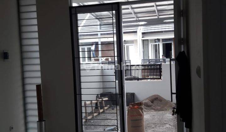 Disewakan Rumah Minimalis Nyaman Siap Huni di Taman Holis Indah Bandung 1