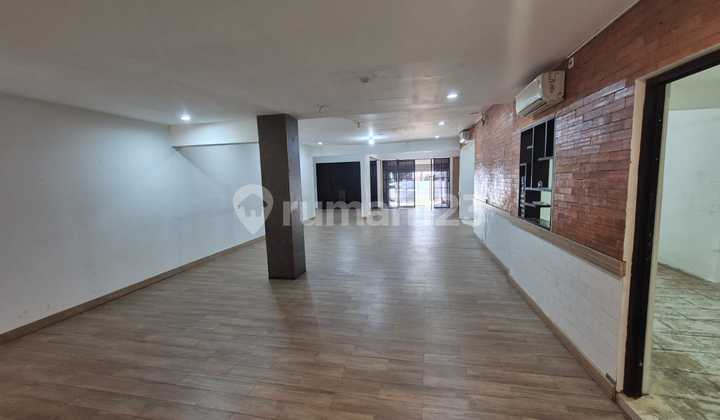 For Rent: Former Strategic Office Commercial Space on Main Road Near Burangrang