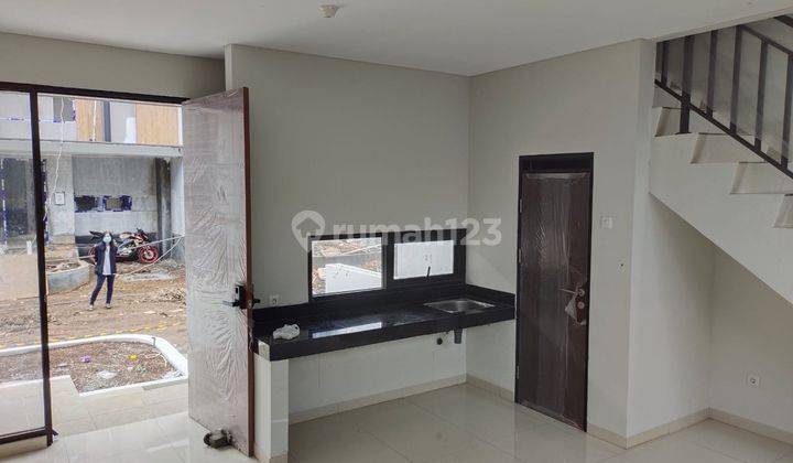 Disewakan Rumah 2 Lantai di Gateway Residence Pasteur  2