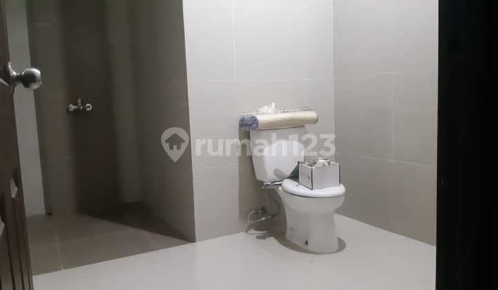 For Sale 2-Story Singgasana Pradana House Bandung 2