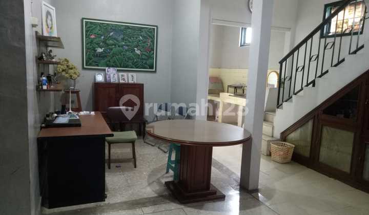 Dijual Rumah Siap Huni di Sayap Lengkong Besar 1