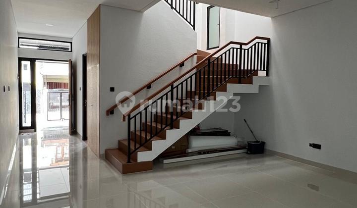 New 100% Minimalist Modern House in Pasirluyu Complex Near Regol Park 2