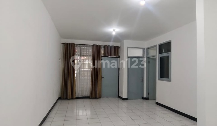Sewa Rumah Siap Huni  Di Taman Kopo Indah 1 1