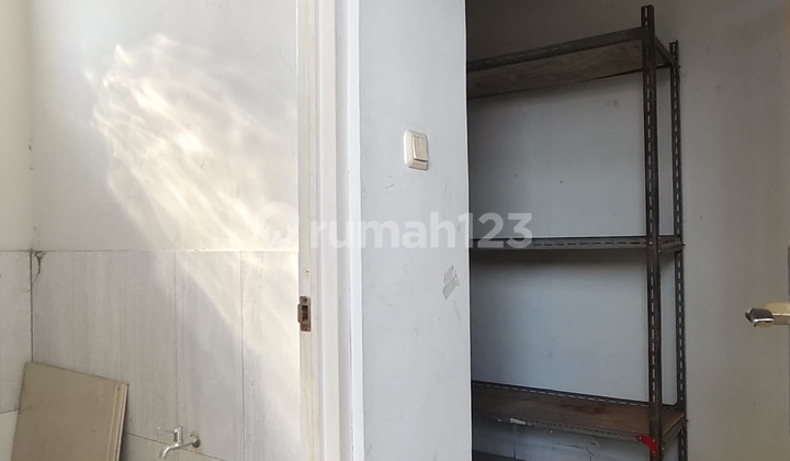 For Sale: Move-In Ready Minimalist House in TKI 3 2