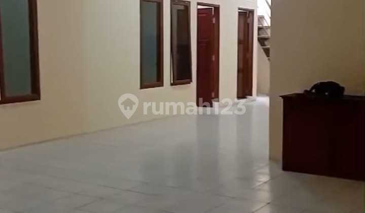 Disewakan Ruang Usaha Hoek di Arcamanik Bandung