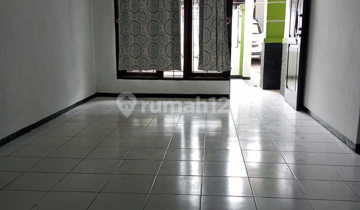 For Rent Comfortable House in Taman Cibaduyut Indah 1