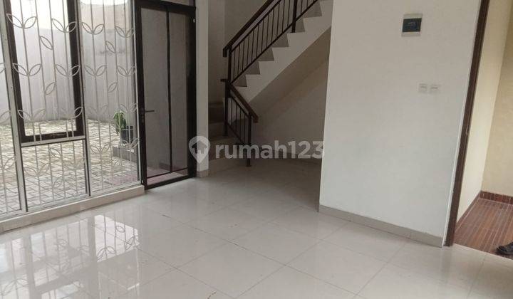Disewakan Rumah Minimalis 2 Lantai di Cluster Buah Batu  1