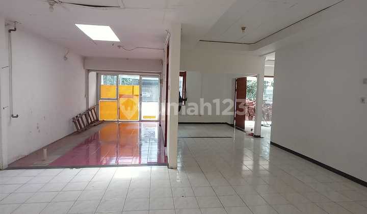 Disewakan Rumah di Sayap Turangga Dekat Trans Studio Disewakan Rumah di Sayap Turangga Dekat Trans Studio