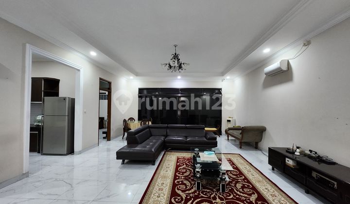 Di jual rumah 2 lantai terawat di BKR Bandung