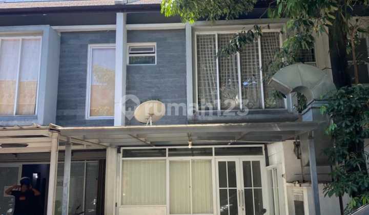 For Sale Ready-to-Occupy 2-Story House, Holis Regency 2