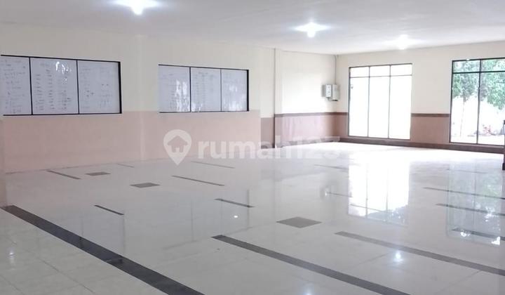 Disewakan Ruang Usaha Strategis di Mainroad Dekat Tol Kopo Bandung Disewakan Ruang Usaha Strategis di Mainroad Dekat Tol Kopo Bandung