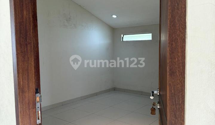 Dijual Rumah Lux Siap Huni Di Singgasana Pradana Bandung